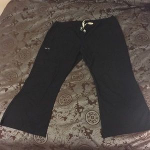 Scrub Med Fit-Flare leg.... Size 22-24